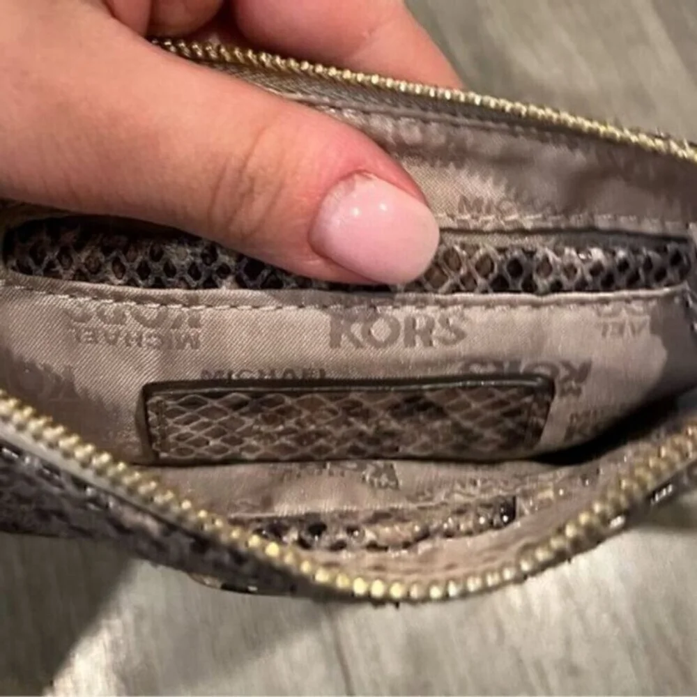 Vintage Y2K Michael Kors Snakeskin Print Wristlet with Gold Hardware